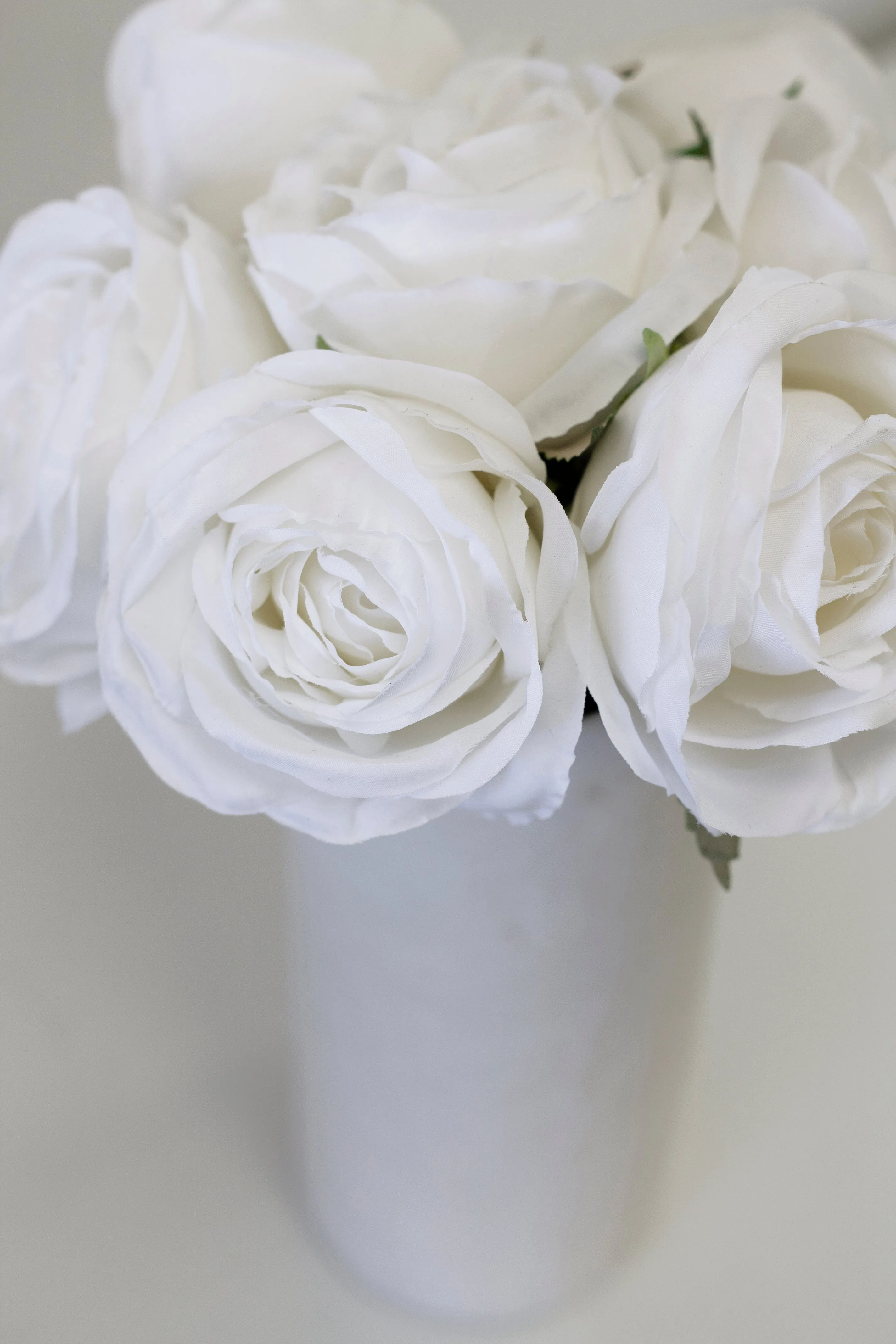 Callista Rose Bouquet - White / Pink